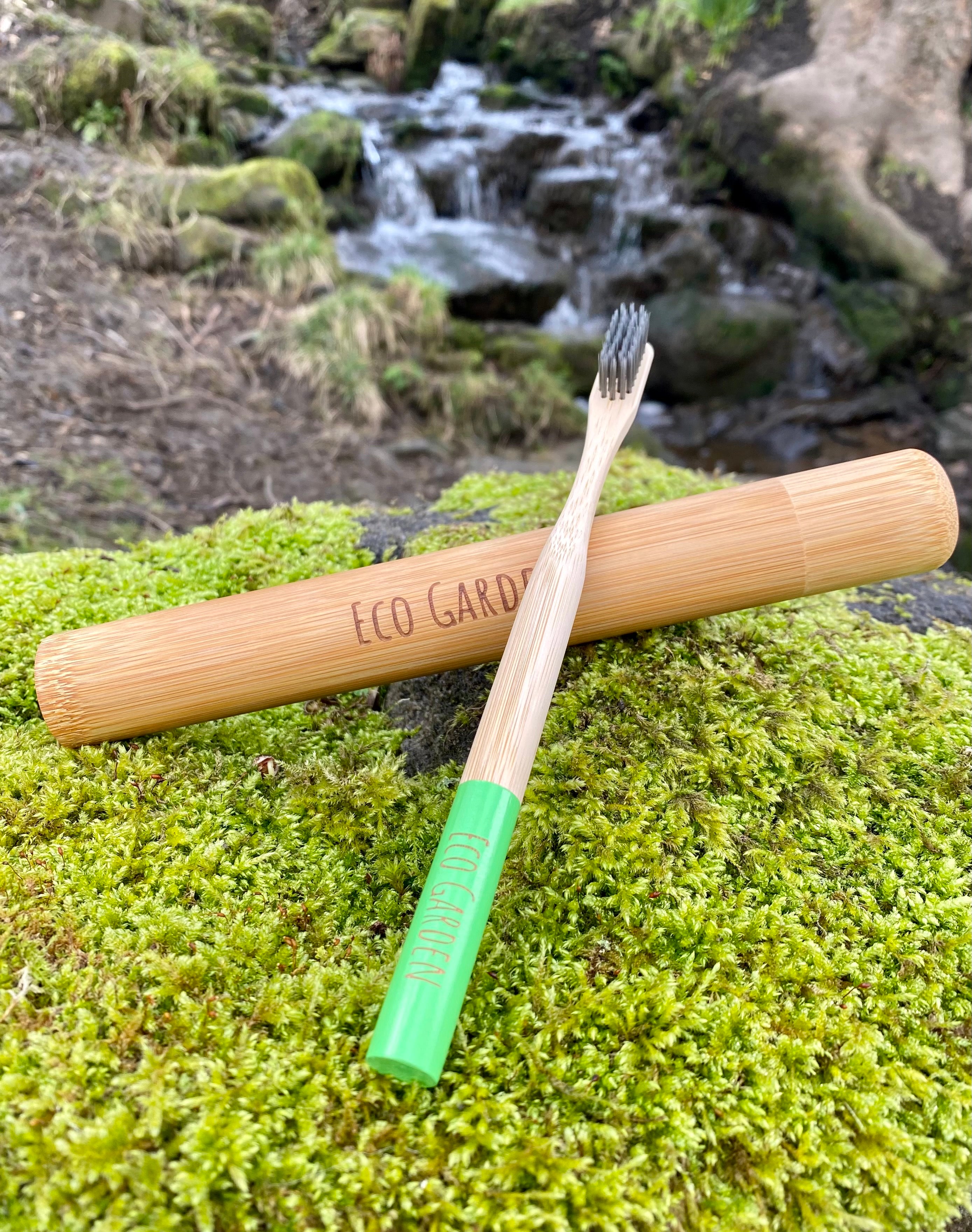 Bamboo Charcoal Toothbrush (Celadon Green)