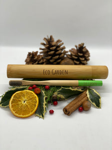 Bamboo Charcoal Toothbrush (Celadon Green)